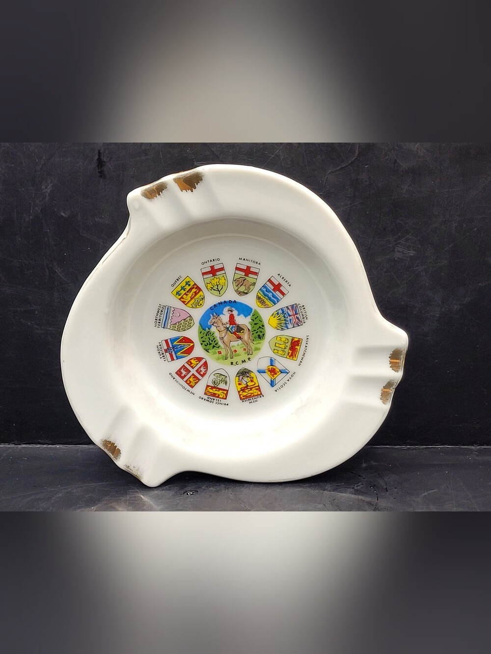 Vintage RCMP Mountie Canada Provincial Crests Porcelain Ashtray Star Japan 6.5"